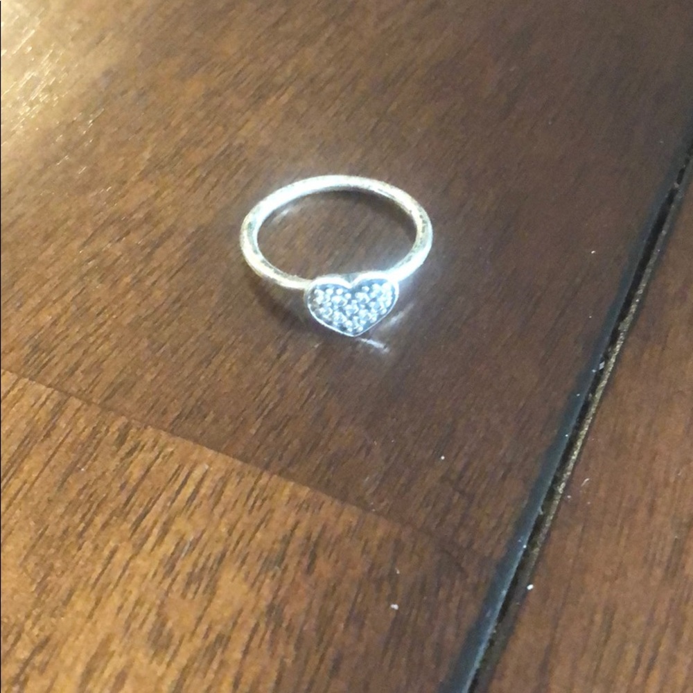 Pandora heart ring with CZ stones sz 5 1/2